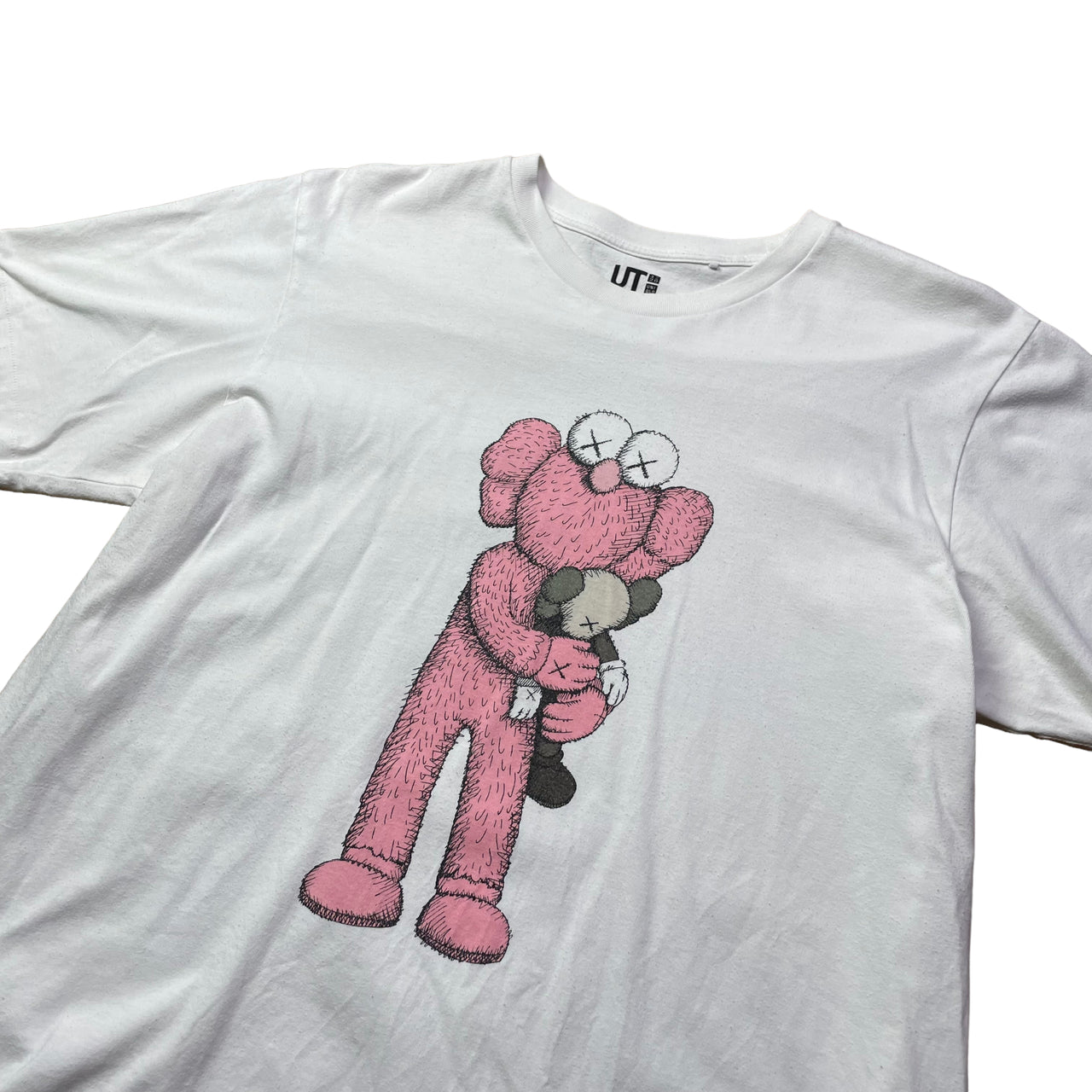 Kaws x Uniqlo T-Shirt