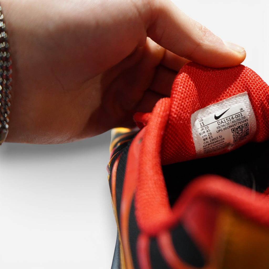 Nike TNs Volcano Red